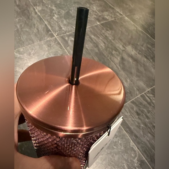 Hydrapeak Bling Rose Gold Rhinestone Tumbler Cup Limited Edition - 25oz - Picture 2 of 7